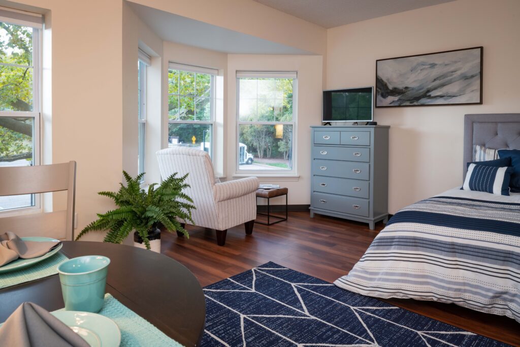 bedroom suite